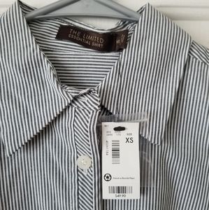 NWT Limited essential button down shirt